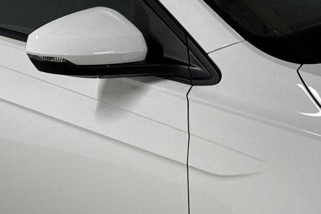 VOLKSWAGEN Polo Photo 20
