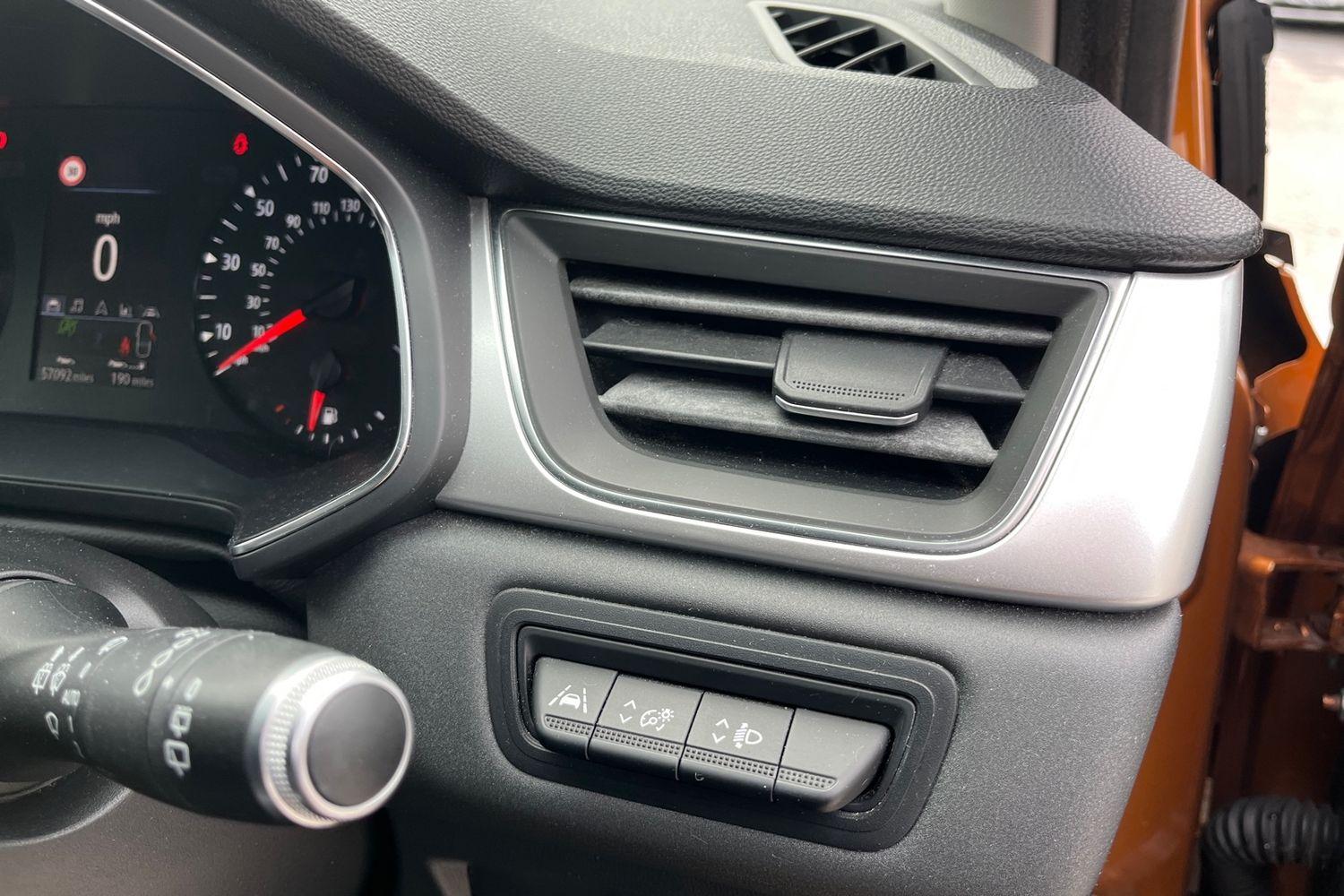 Renault CAPTUR Photo 24