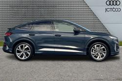 AUDI  Audi Q4 Sportback Photo 4