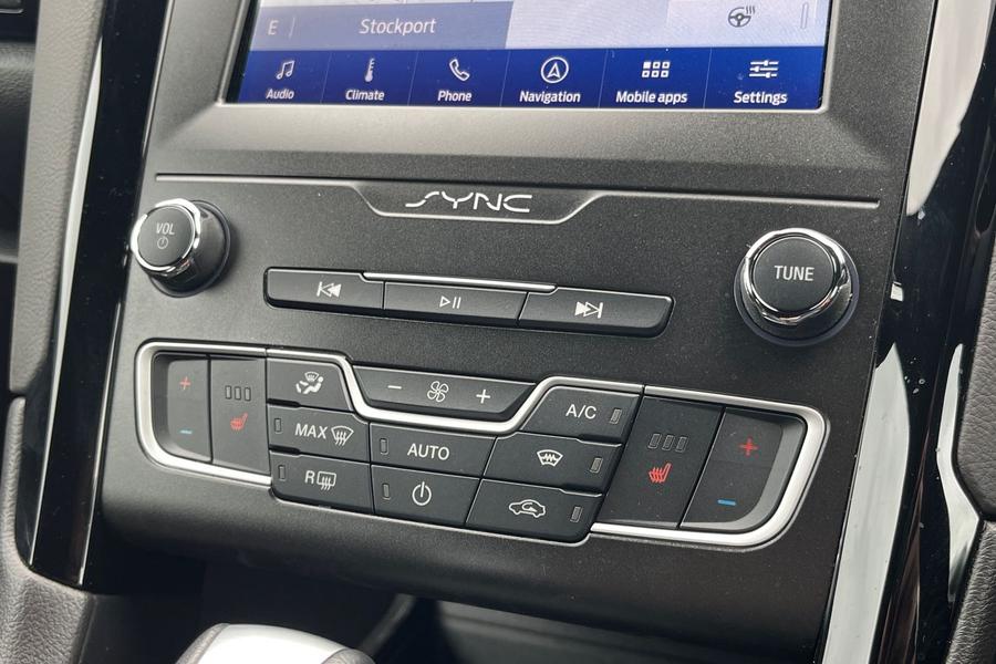 Ford MONDEO Photo autoimg-835c71296906069ccb8289d08cff90ade28c1839.jpg