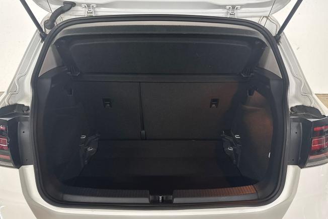 VOLKSWAGEN T-Cross Photo 12