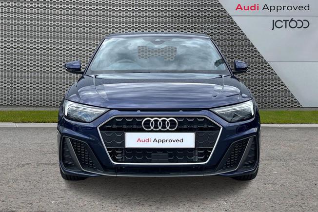 AUDI A1 Photo 8