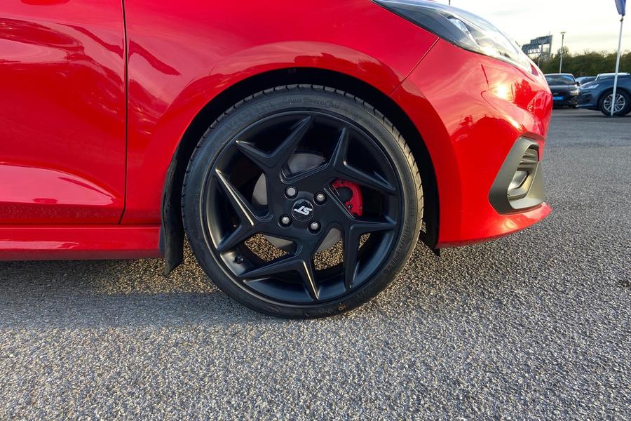 Ford Fiesta Photo autoimg-8368f881a1e03b448bfcf68a84b87e2684eaf214.jpg