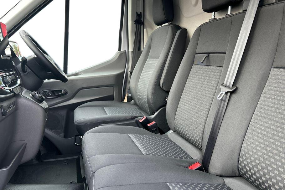 Used Ford E-TRANSIT 11