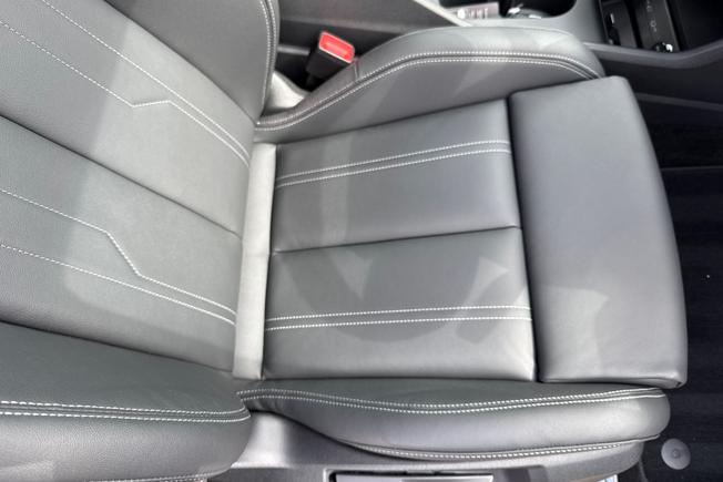 Audi Q4 Photo 36
