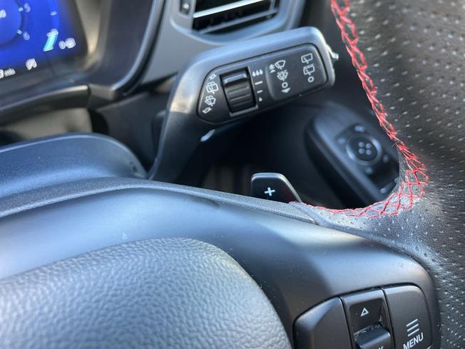 FORD Kuga Photo 43