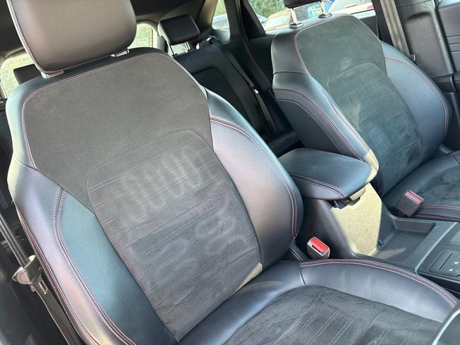 FORD Kuga Photo 29