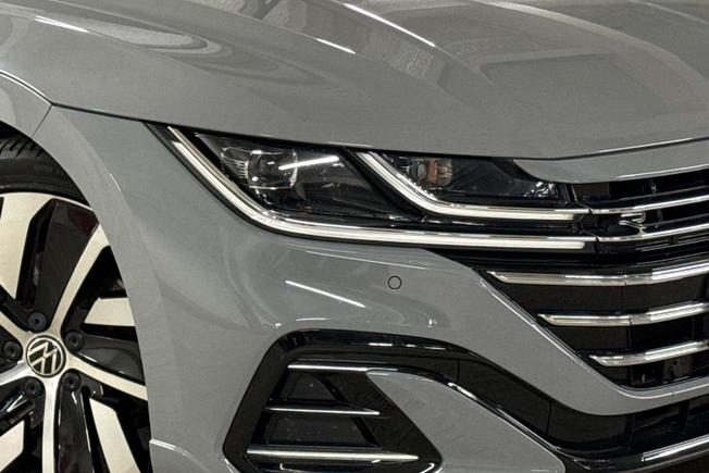VOLKSWAGEN Arteon Photo 19
