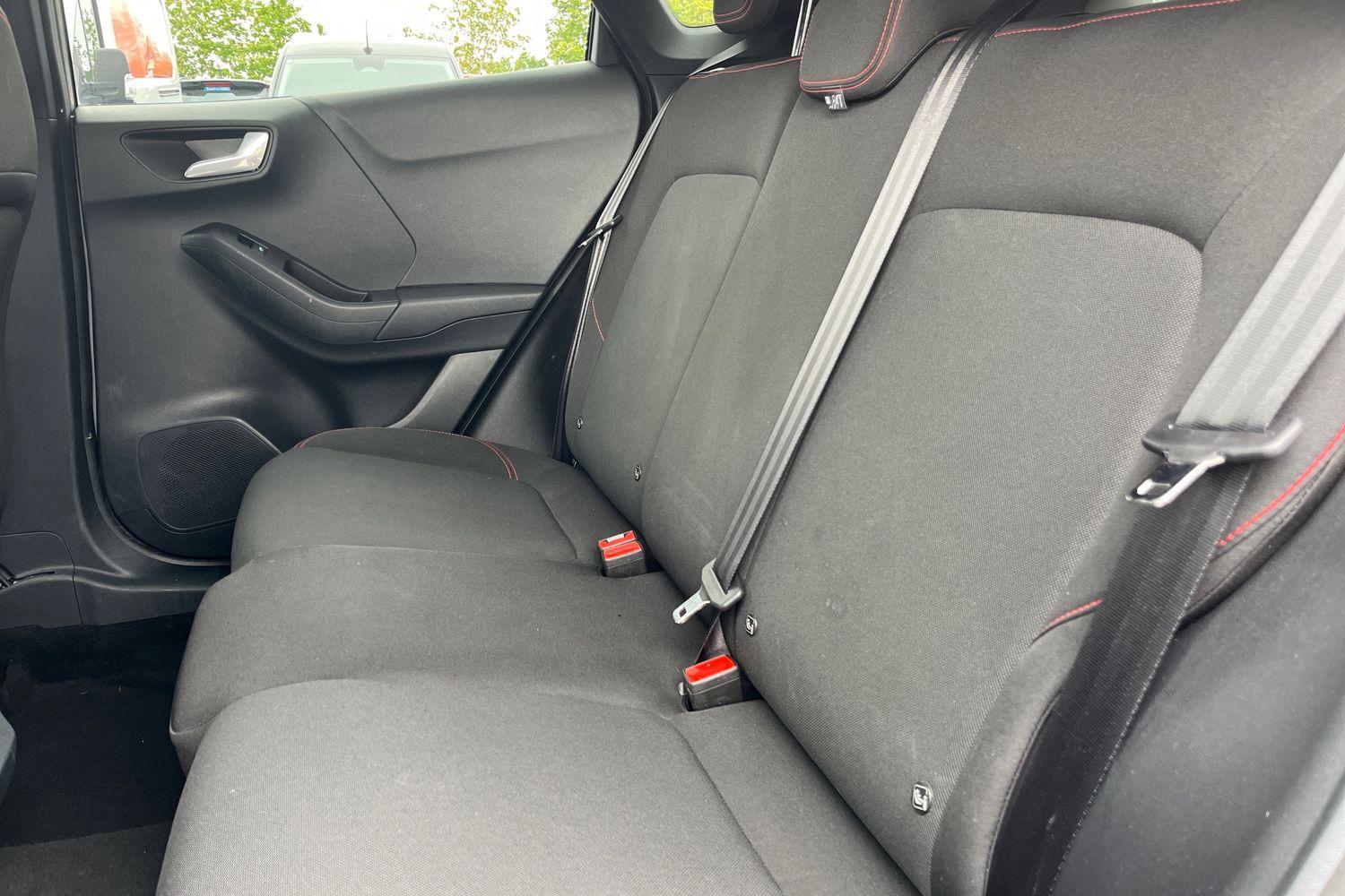 Ford PUMA Photo 19