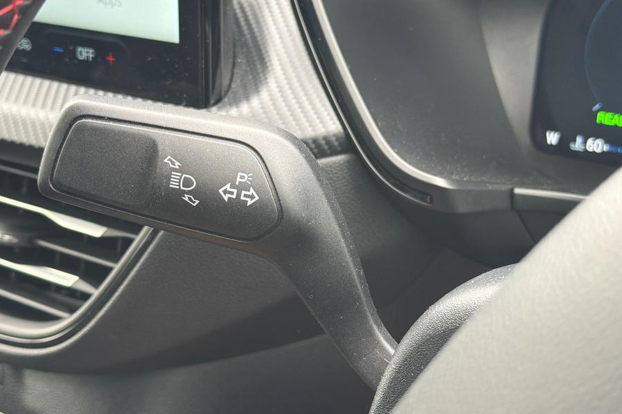 Ford KUGA Photo autoimg-837ca919666206bc978dc4d92f11278d8ede7cc6.jpg
