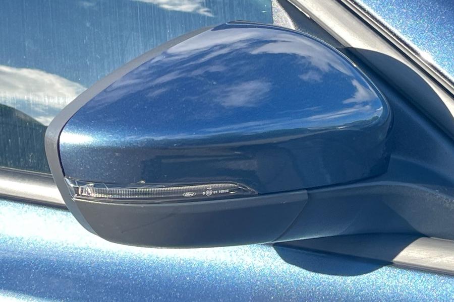 Ford Focus Photo autoimg-8380570a1a05d7c465d23390c576b3a613f7c144.jpg