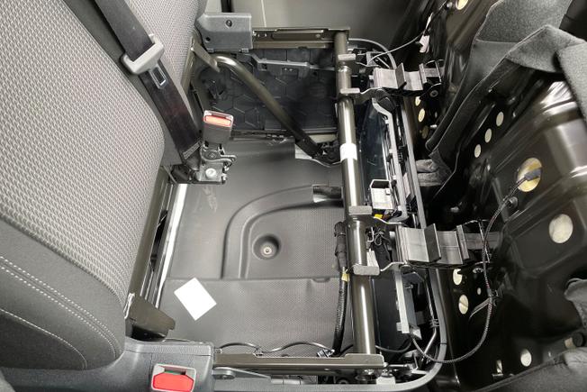 VOLKSWAGEN Transporter Photo 36