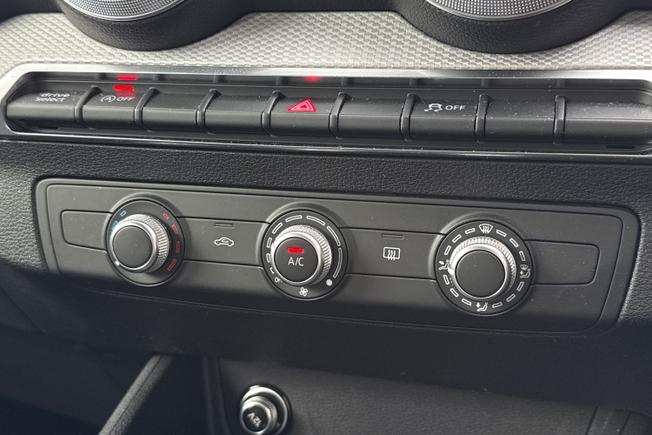 AUDI Q2 Photo 39