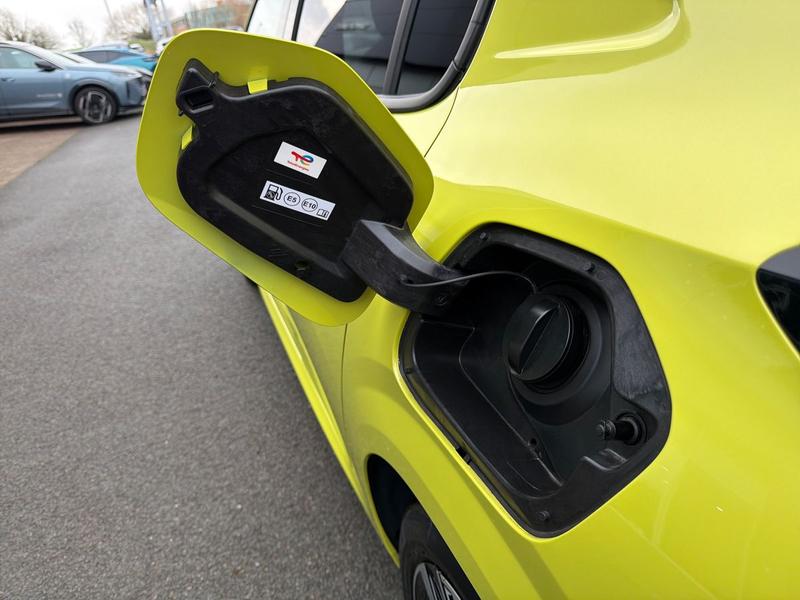 Used Peugeot 208 NX74VBN 32