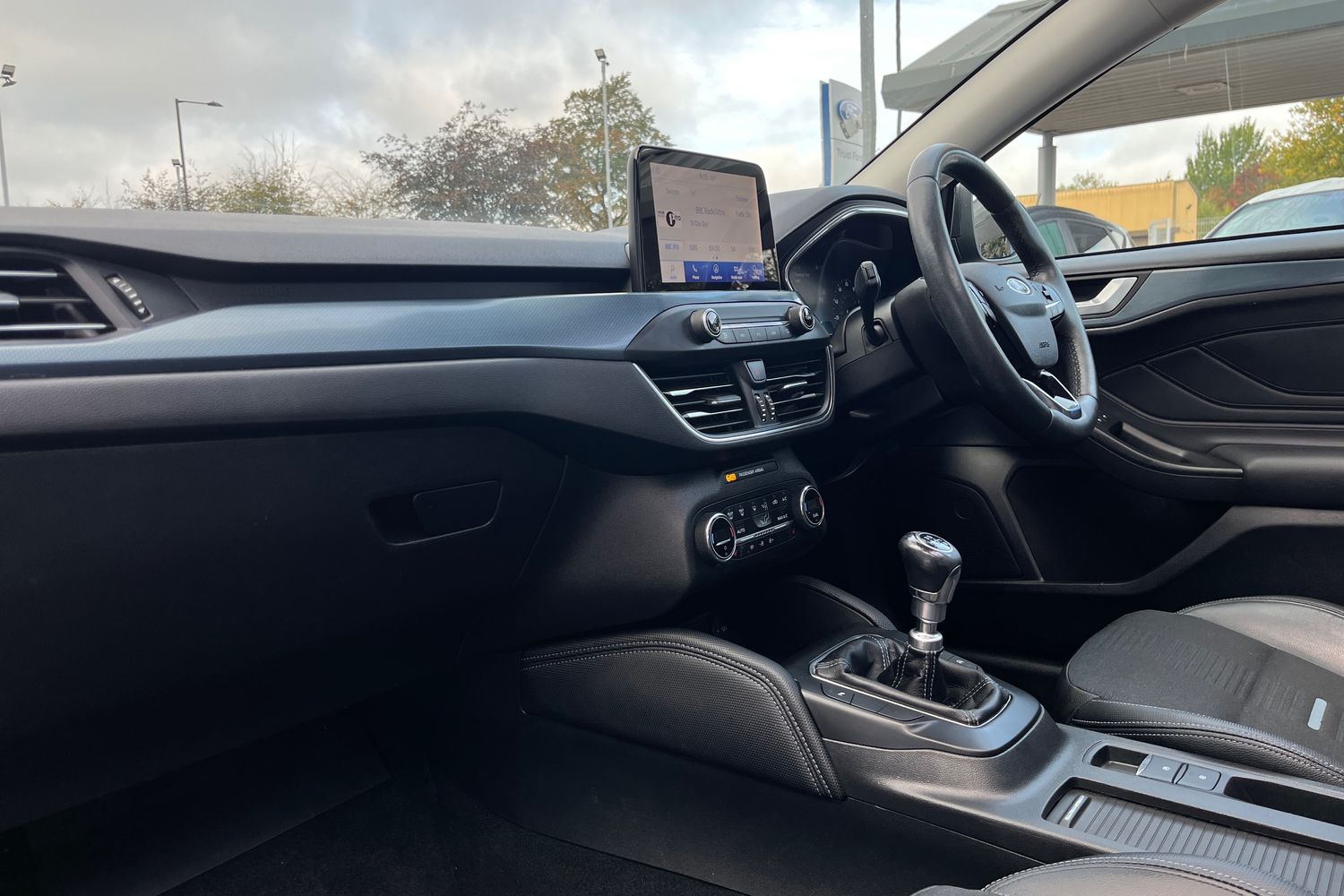 Ford FOCUS Photo 17