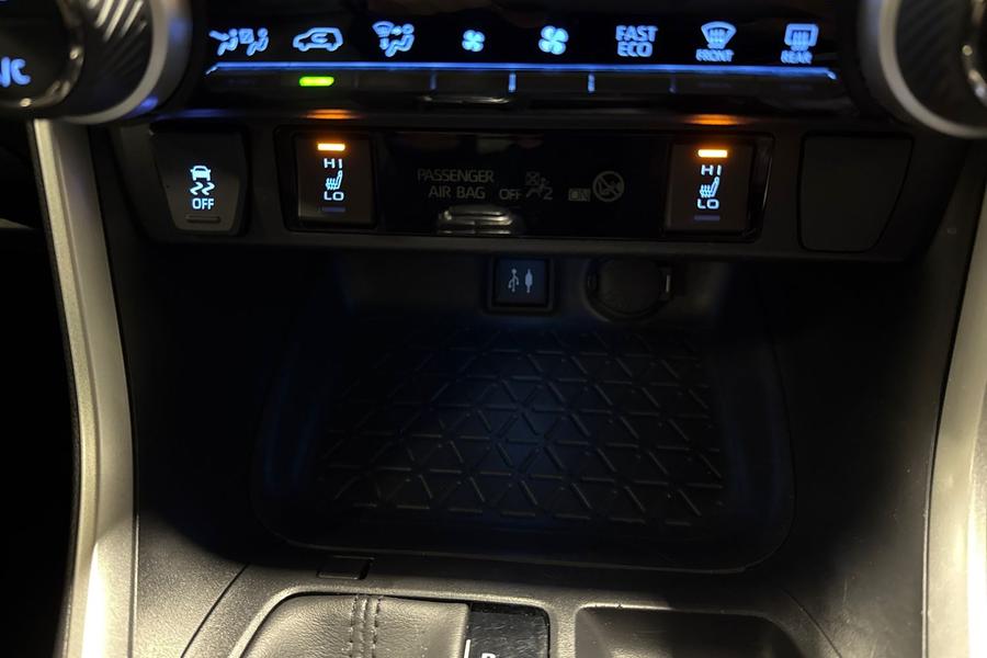 Toyota RAV4 Photo autoimg-8388eb5d03ce9afe27a8c879324dc5982d82c7bd.jpg