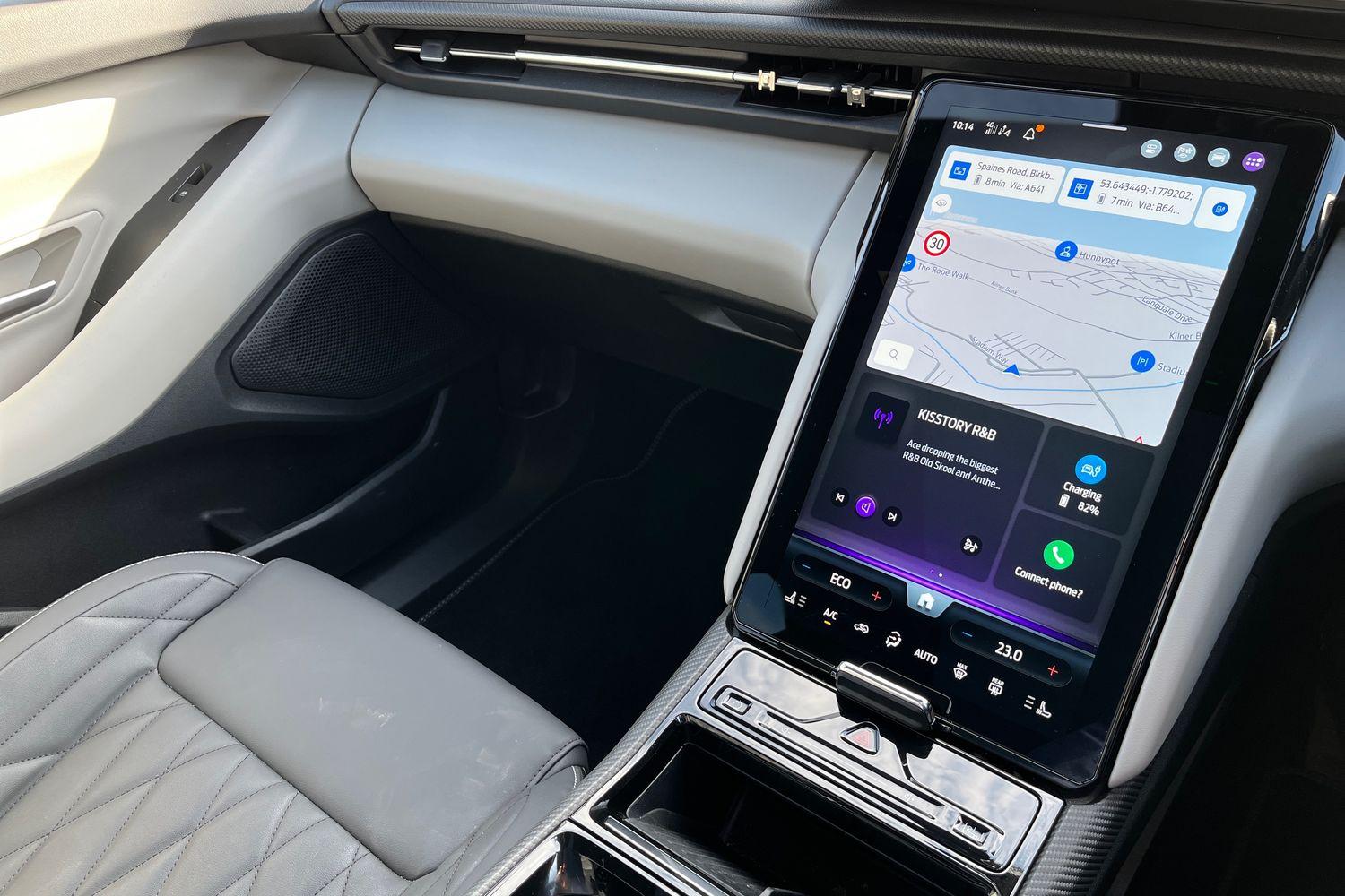 Ford EXPLORER Photo 22