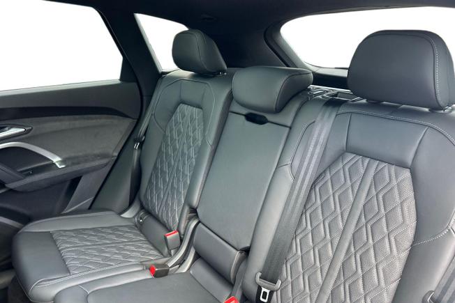 AUDI Sq5 Photo 9