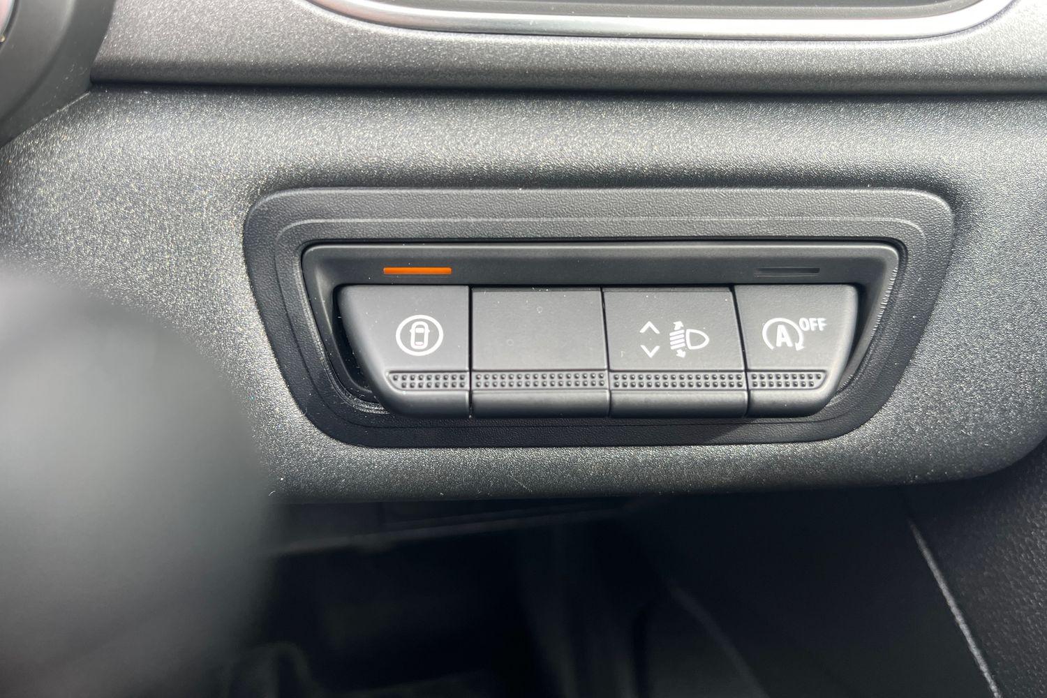 Renault CAPTUR Photo 29