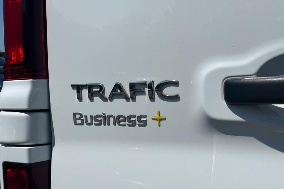 Used Renault TRAFIC HN71FEM 20