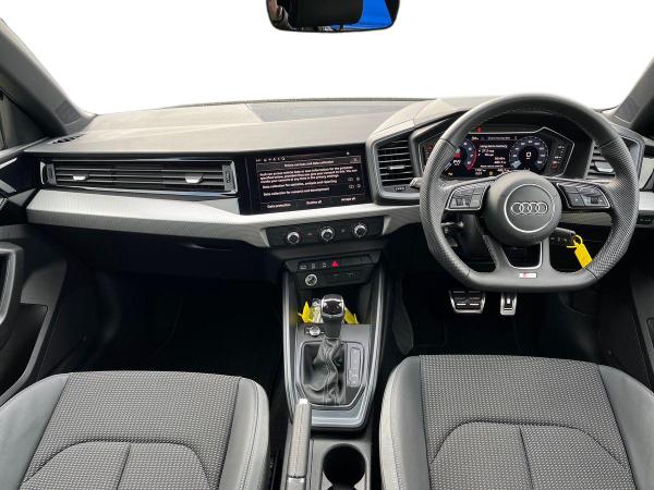 Audi A1 Photo autoimg-839ab07d652e7a3438239b736b0fa7dbcd47c19b.jpg