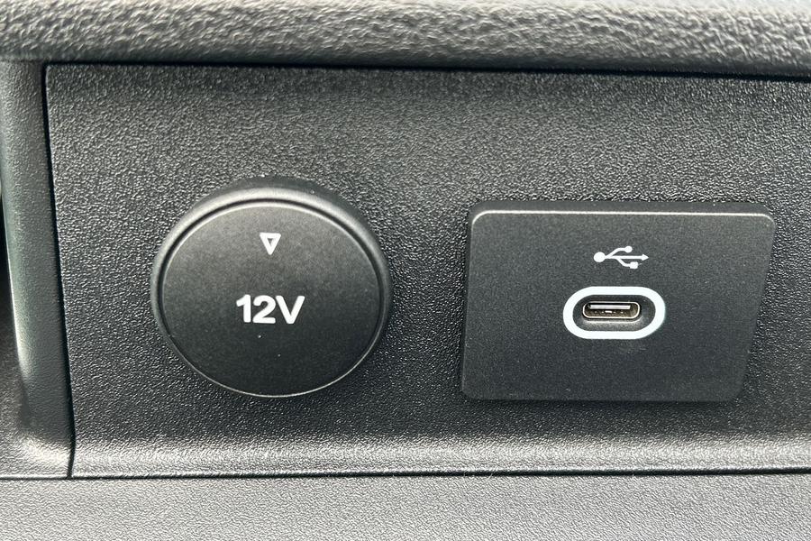 Ford TRANSIT Photo autoimg-839b3098e4e1e9a92173f62c40660644d0f57bab.jpg