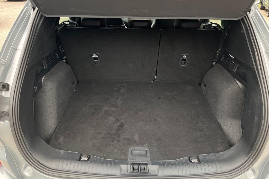 Ford Kuga Photo autoimg-839c2f0f24692ae2f05874afbeca6943e5073431.jpg