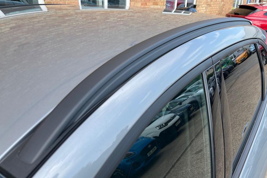 Ford KUGA Photo autoimg-839d61c59c3c1a542e14f4b048bcb1c2b24f9d15.jpg
