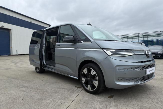 VOLKSWAGEN Multivan Photo 29