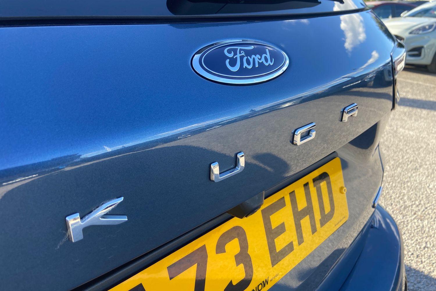Ford KUGA Photo 38
