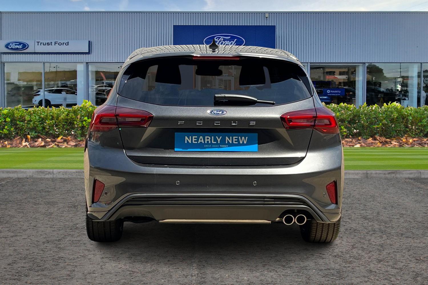 Ford Focus Photo 6