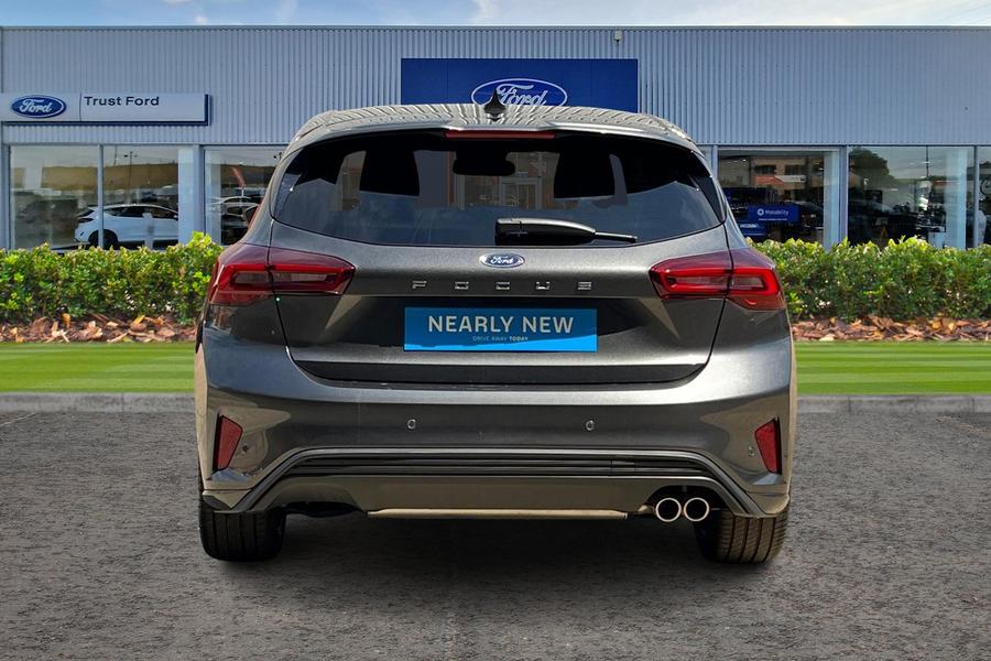 Ford Focus Photo autoimg-83a2047f90d0fe1ce015b12947dfe0442f8ffb38.jpg