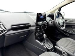 FORD Ecosport Photo 2