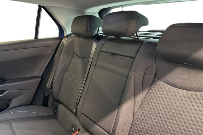 Volkswagen T-Roc Photo 9