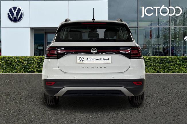 VOLKSWAGEN T-Cross Photo 7