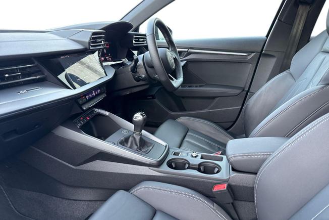 AUDI A3 Photo 2
