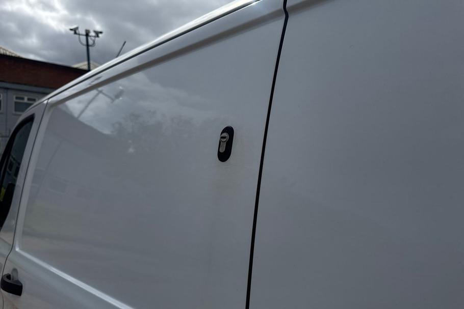 Used FORD TRANSIT CUSTOM BK22URF 17