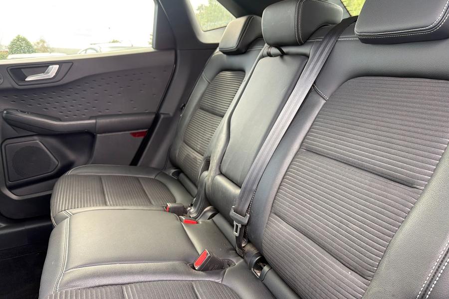Ford KUGA Photo autoimg-83af4c4a1134c3e3dde795b25387ef82cb183833.jpg