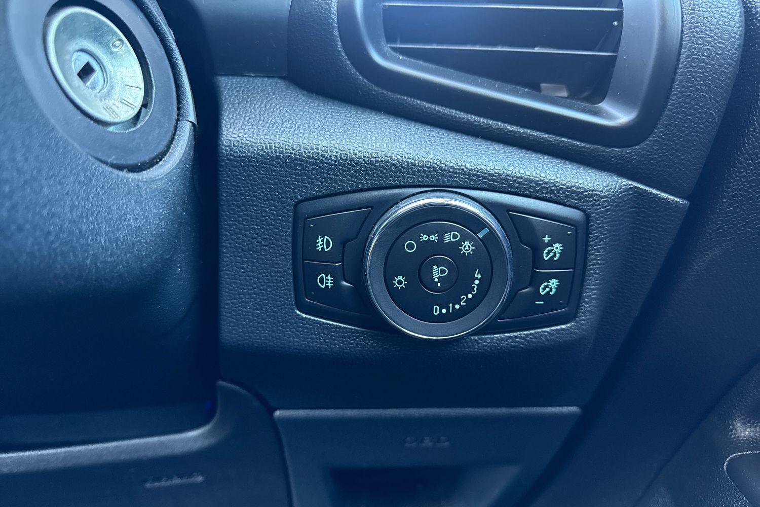 Ford ECOSPORT Photo 36