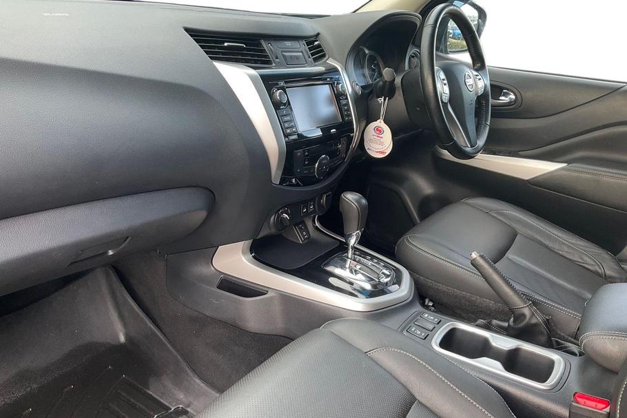 Used Nissan Navara YN18XFG 3