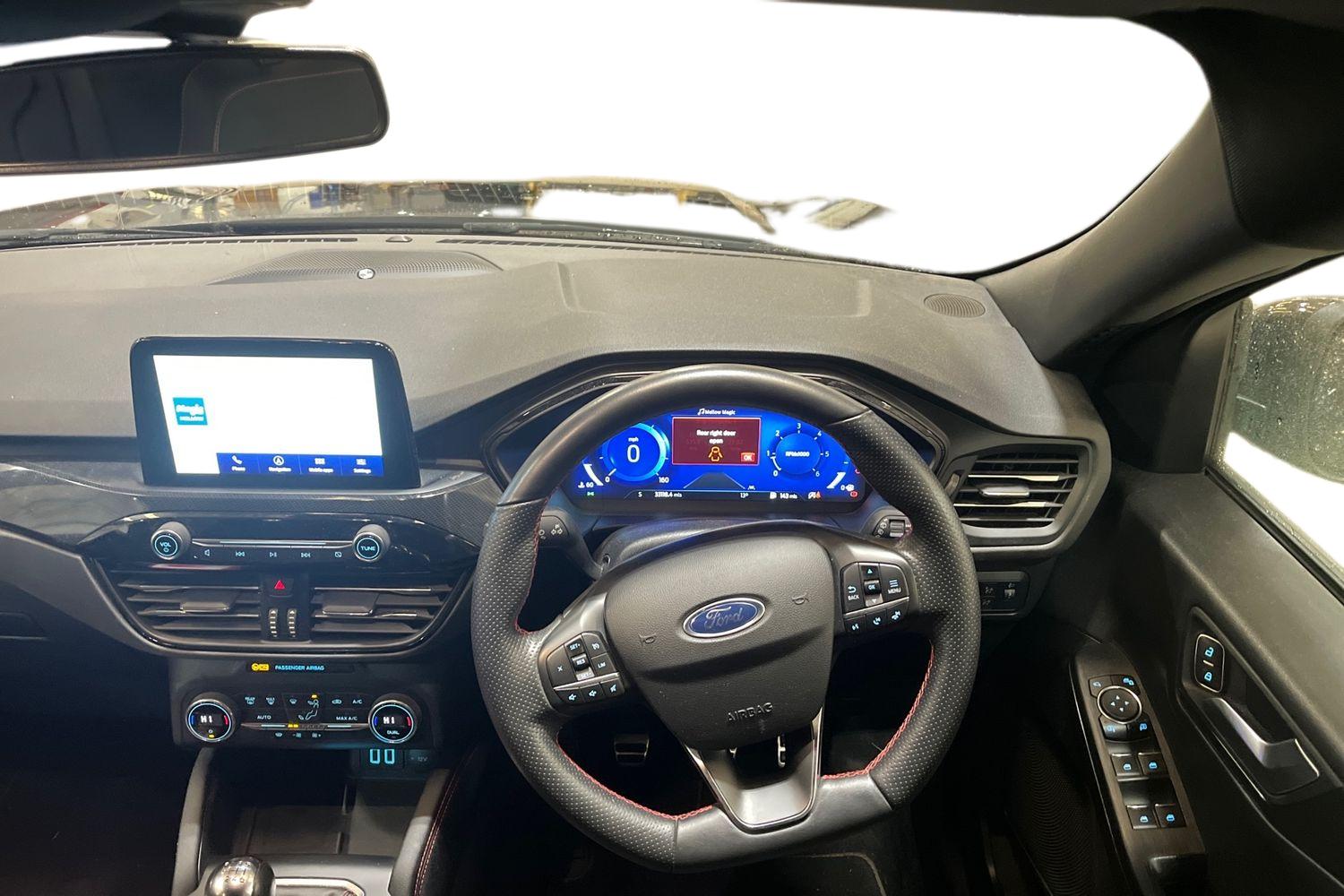 Ford KUGA Photo 10