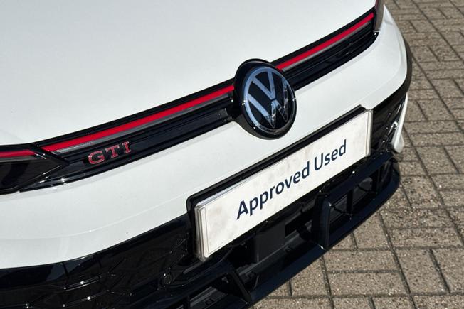 Volkswagen Golf Photo 50