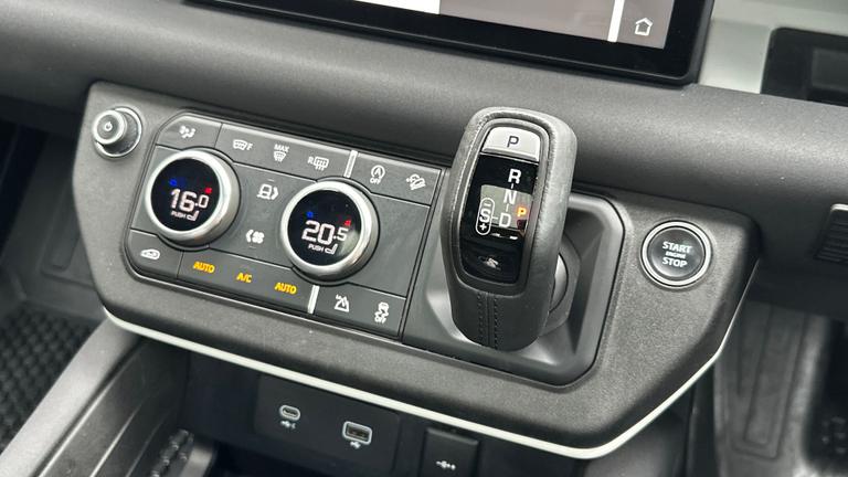 Used Land Rover Defender WF72FRC 13