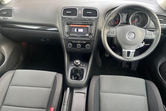 Volkswagen Golf Photo autoimg-83ba59343ddf4a7394ec23b59e56667badf7aabc.jpg