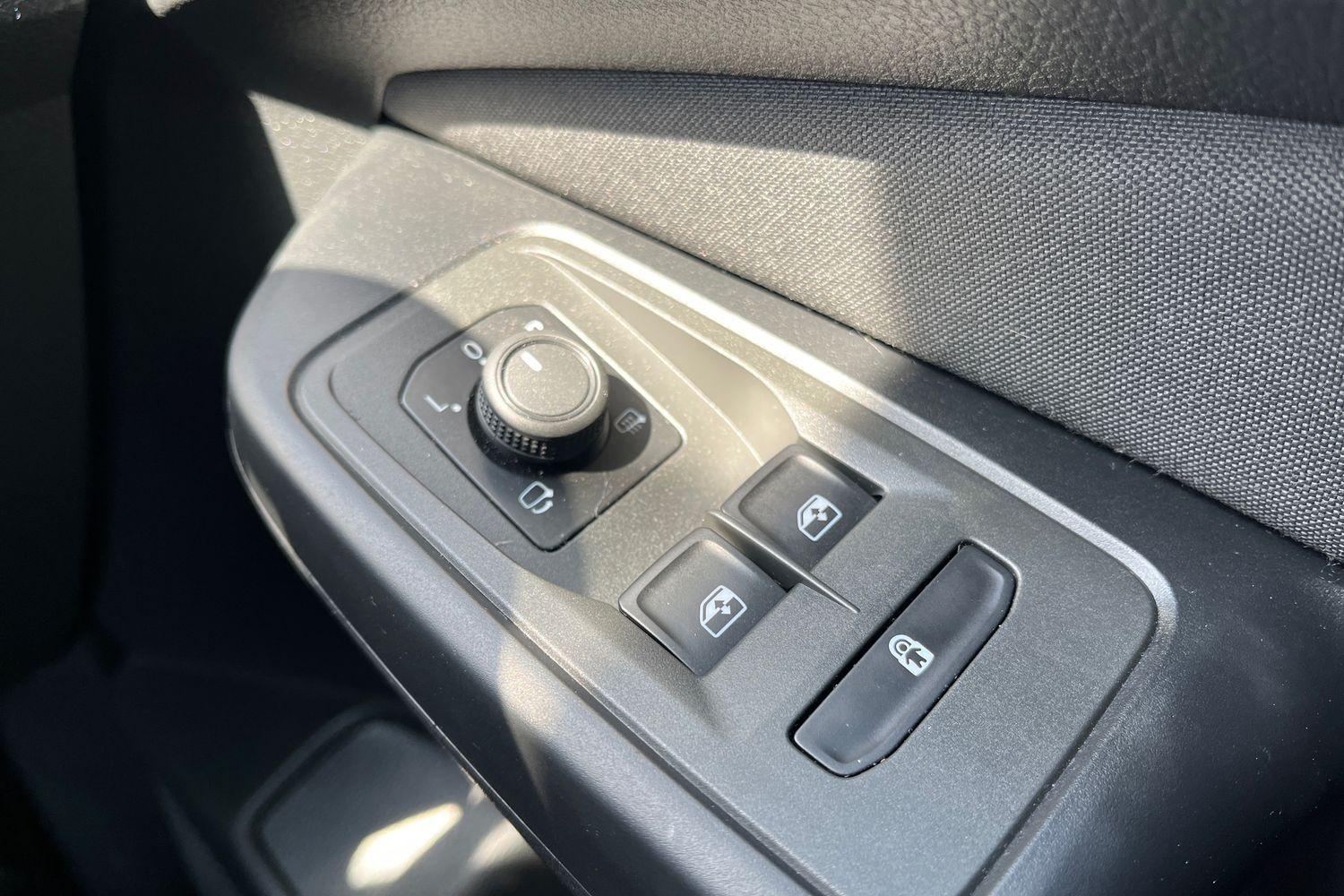 Ford TOURNEO CONNECT Photo 15
