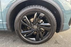 Volkswagen T-Roc Photo 5