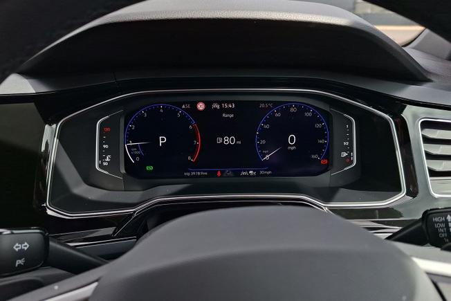 VOLKSWAGEN Polo Photo 15