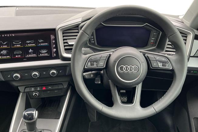AUDI A1 Photo 11