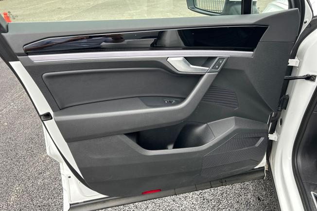 VOLKSWAGEN Touareg Photo 56