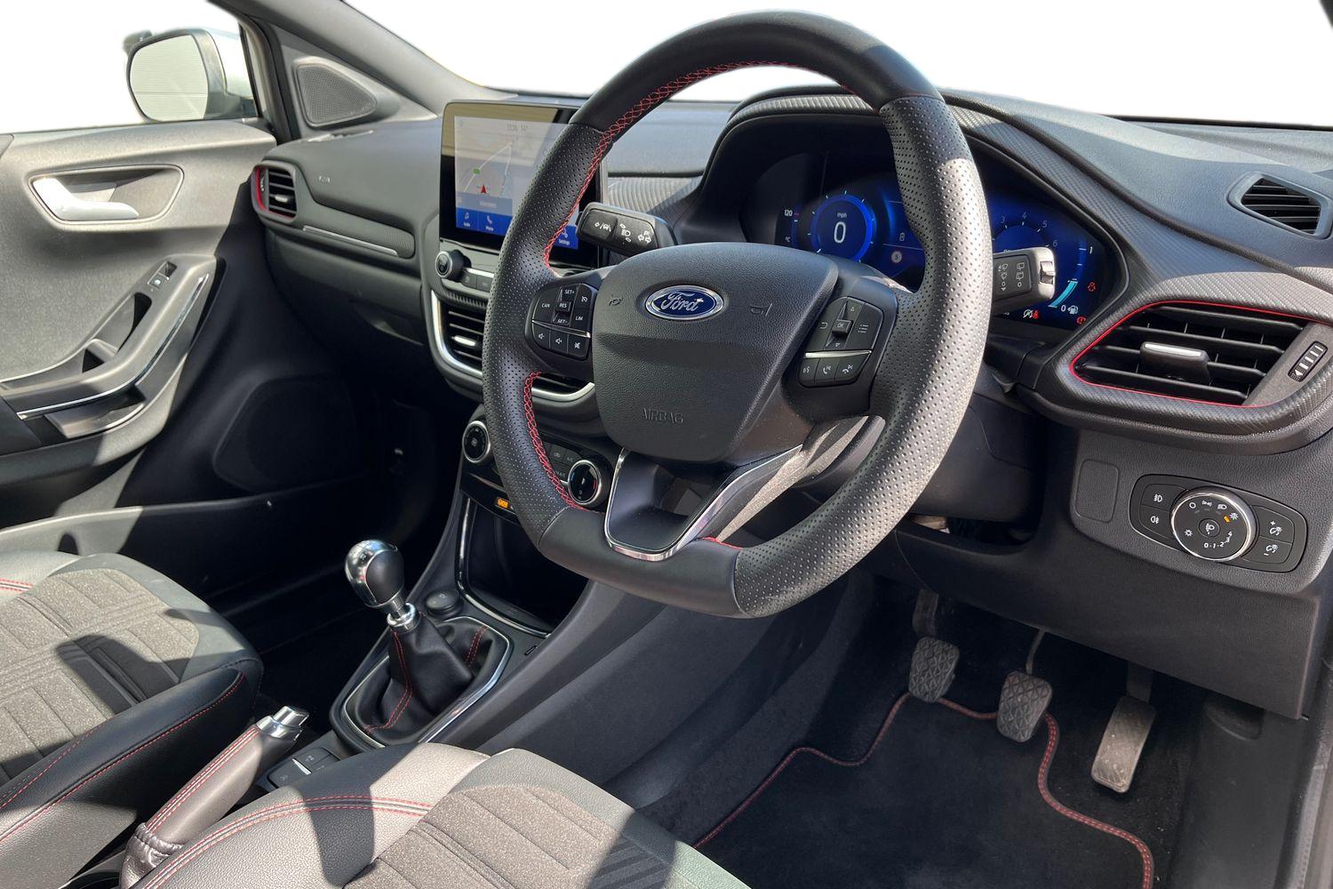 Ford PUMA Photo 8